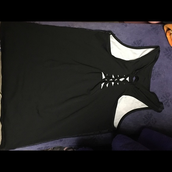 TANK TOP SIZE: SMALL - Picture 3 of 4